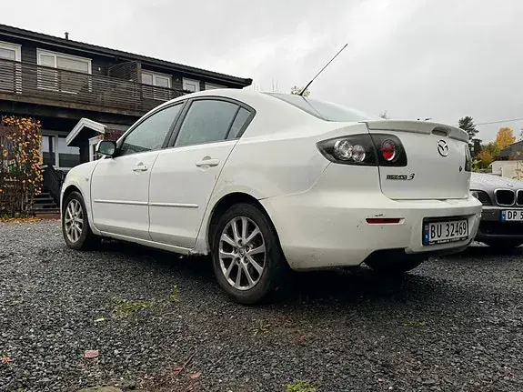 Mazda 3 2009 photo 2