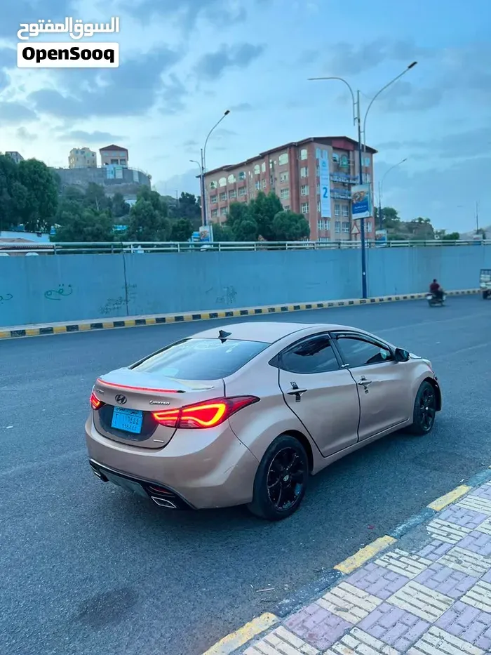 Hyundai Elantra 2012 photo 5