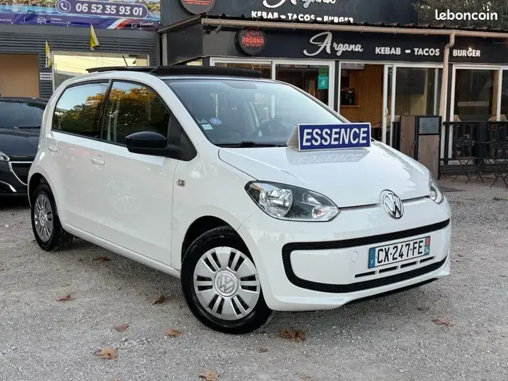 Volkswagen Up 2013 photo 2
