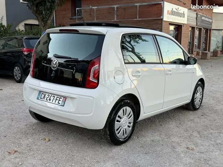 Volkswagen Up 2013 photo 3