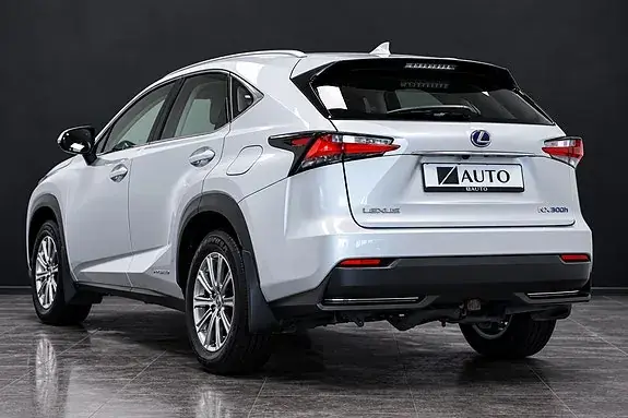 Lexus Nx300H 2017 photo 4