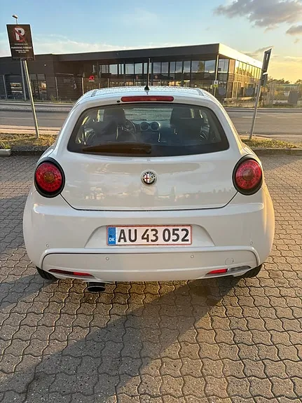 Alfa Romeo Mito 2009 photo 2