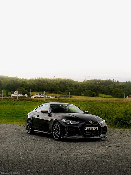 BMW M440I