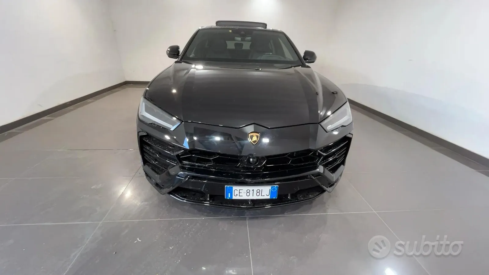 Lamborghini Urus 2021 photo 2