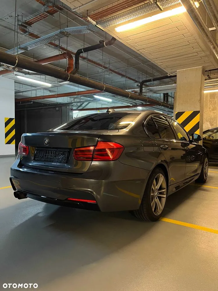 BMW 3 Series 2015 photo 3