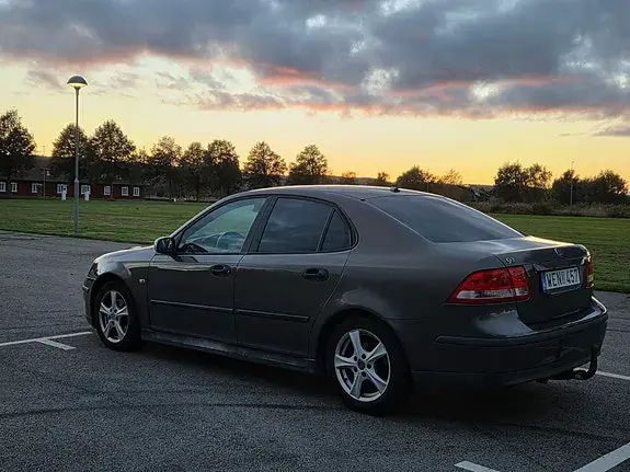 Saab 9-3 2005 photo 3
