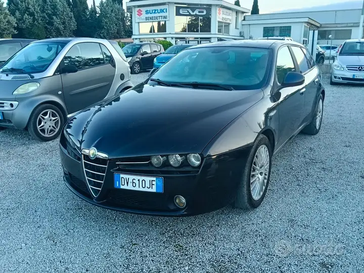 Alfa Romeo 159