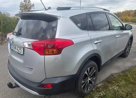Toyota Rav4 2015 photo 3