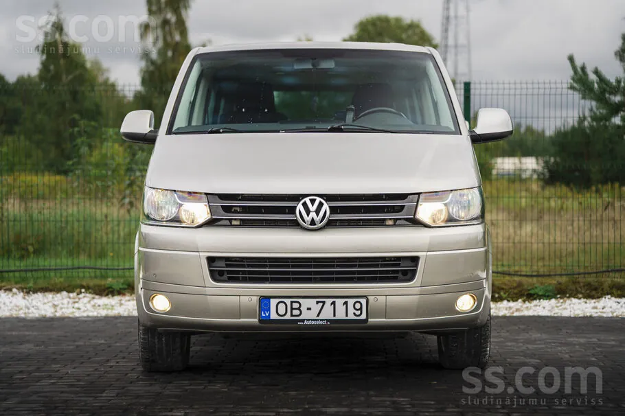 Volkswagen Multivan 2011 photo 2