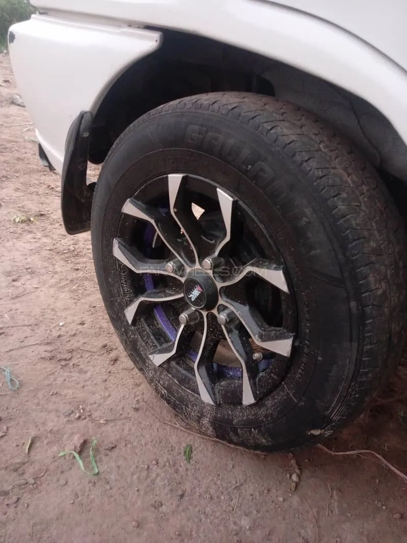 Suzuki Mehran