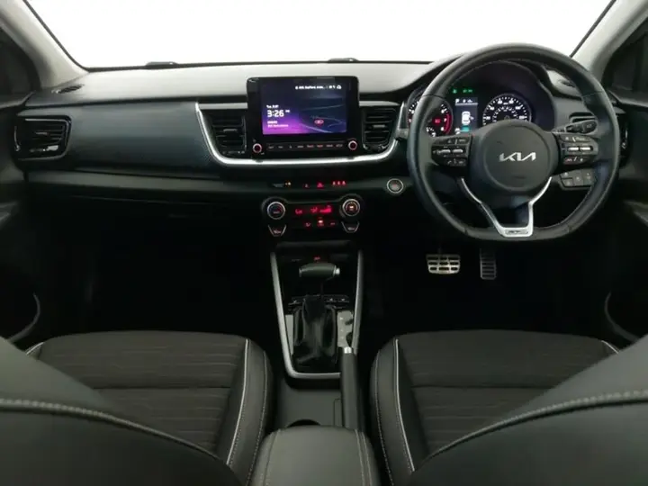 Kia Stonic 2023 photo 3
