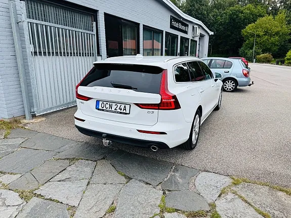 Volvo V60 2020 photo 3