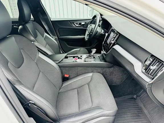 Volvo V60 2020 photo 5