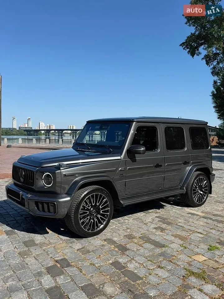 Mercedes-Benz G-Class