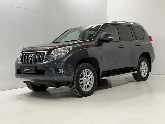 Toyota Land Cruiser 2013 photo 4