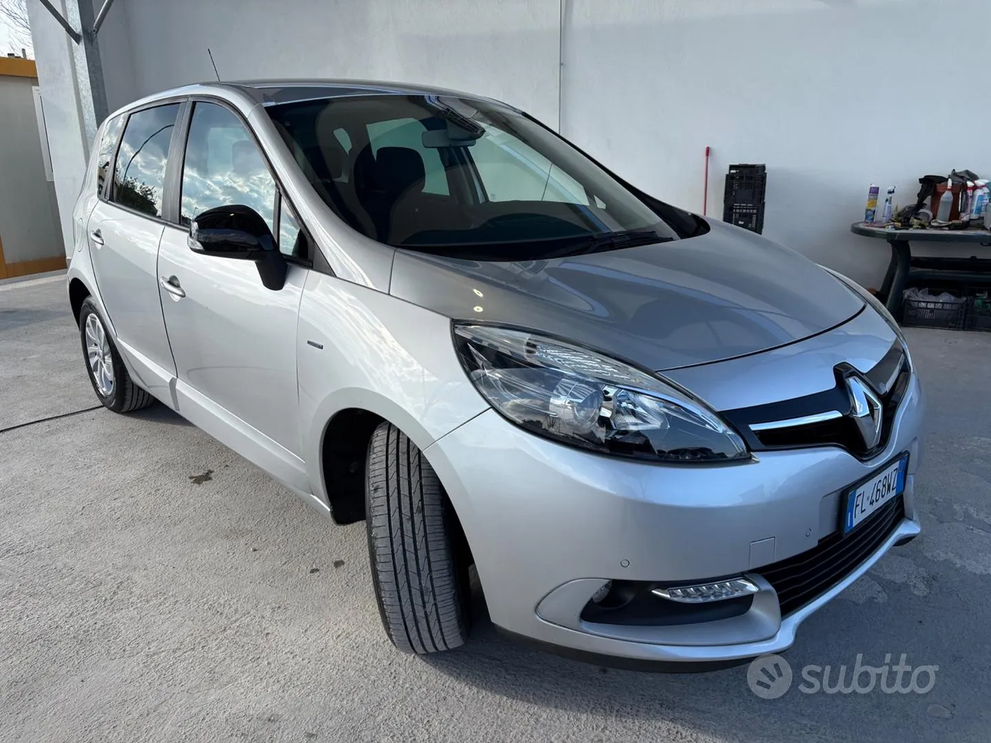 Renault Scenic 2016 photo 2