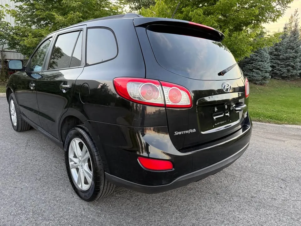 Hyundai Santa Fe 2012 photo 3