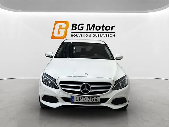 Mercedes-Benz C220 2015 photo 2