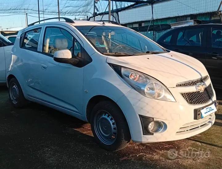 Chevrolet Spark 2012 photo 2