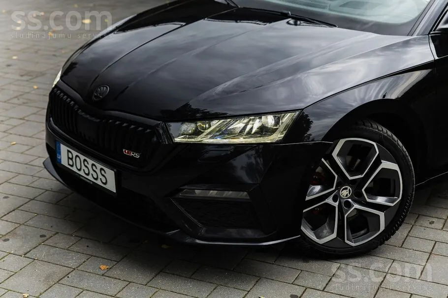 Skoda Octavia 2021 photo 2