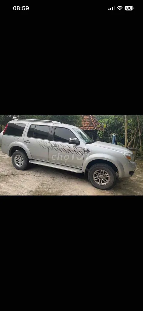 Ford Everest 2011 photo 3