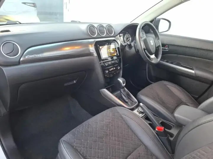 Suzuki Vitara 2023 photo 5