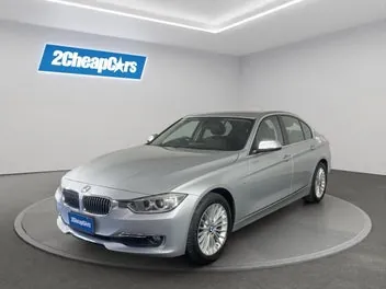 BMW 320D 2013 photo 2