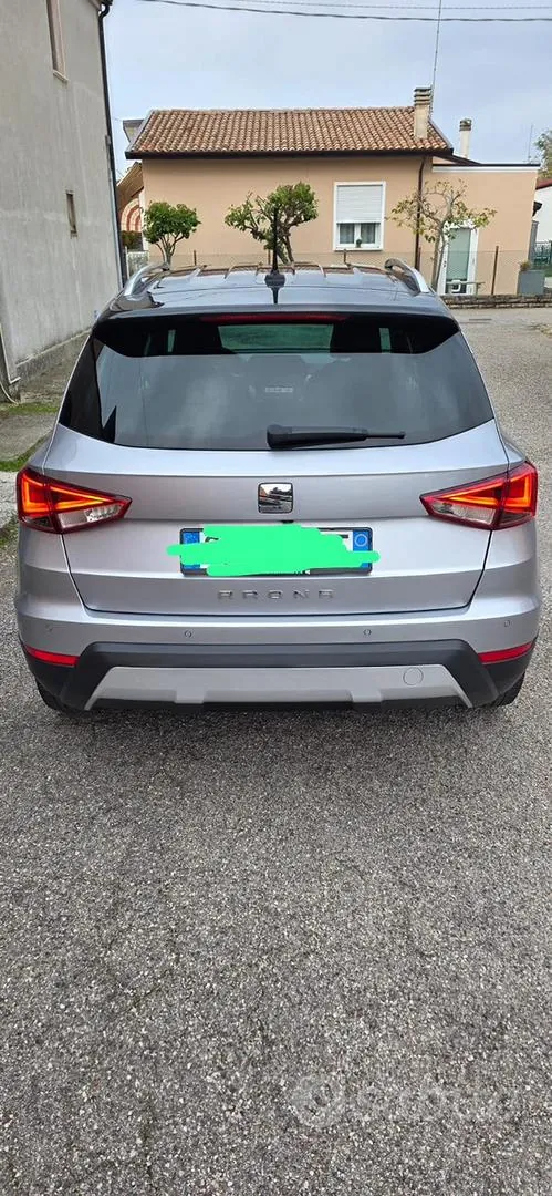 Seat Arona 2019 photo 2