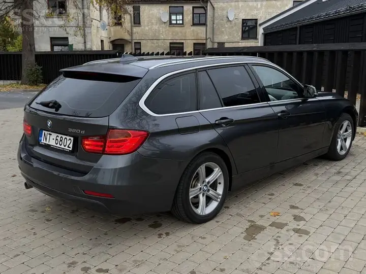 BMW 320D 2012 photo 4