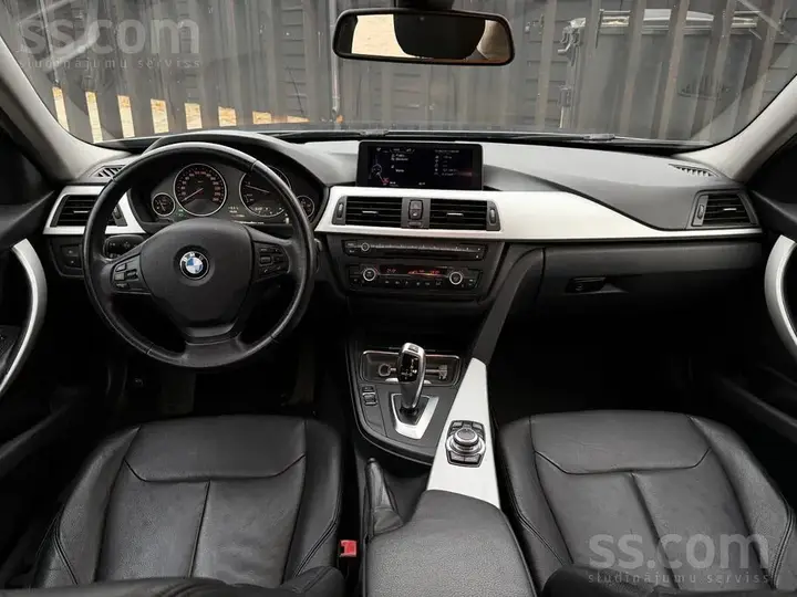 BMW 320D 2012 photo 5