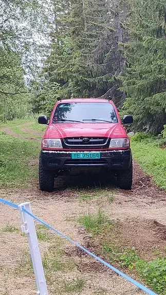 Toyota Hilux 2003 photo 3