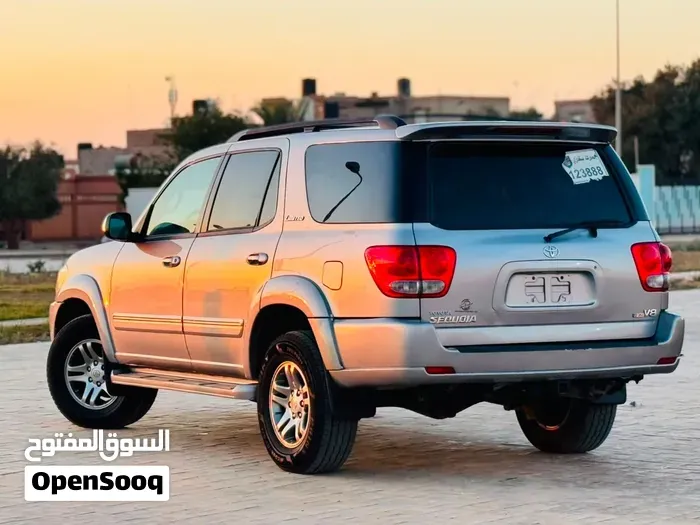 Toyota Sequoia 2006 photo 4