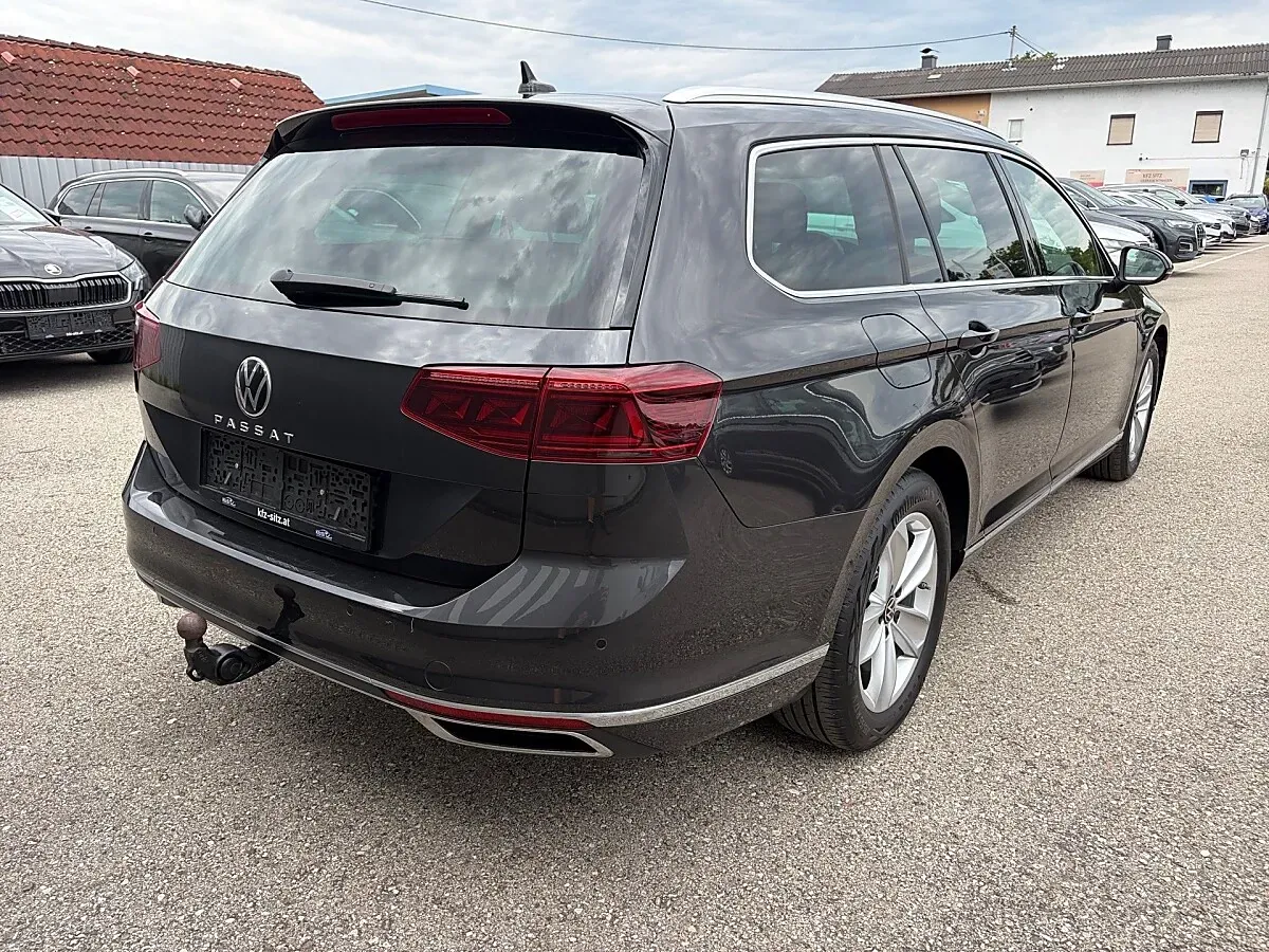 Volkswagen Passat 2023 photo 3