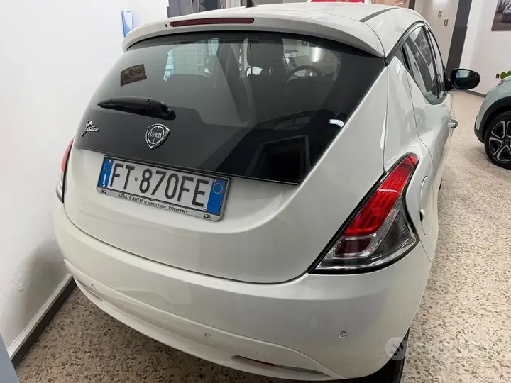 Lancia Ypsilon 2018 photo 5