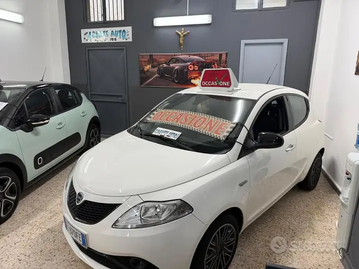 Lancia Ypsilon 2018 photo 3