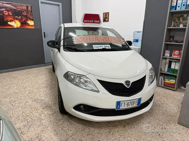 Lancia Ypsilon 2018 photo 4