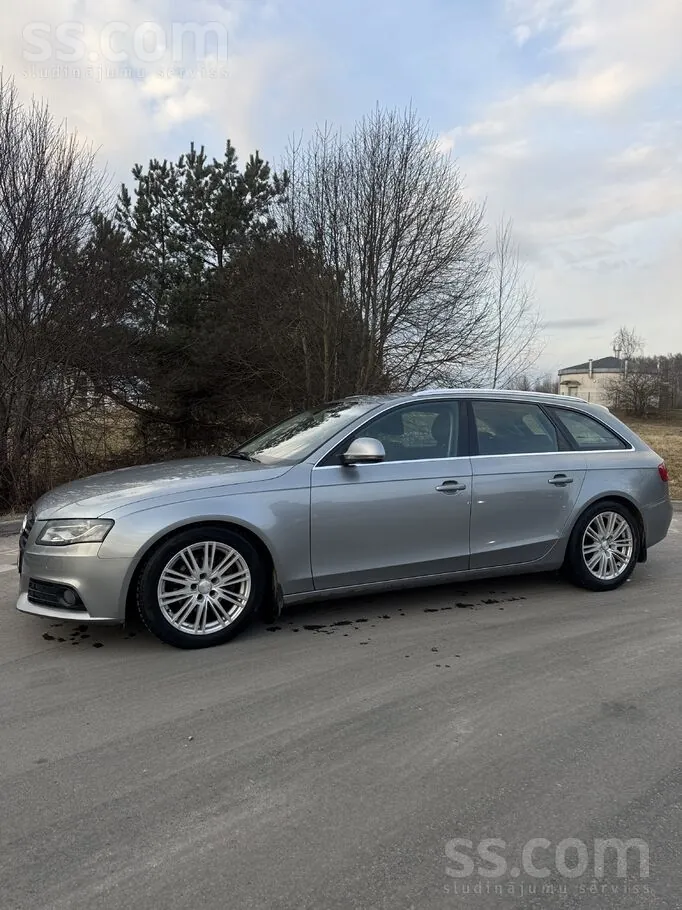 Audi A4 2008 photo 2