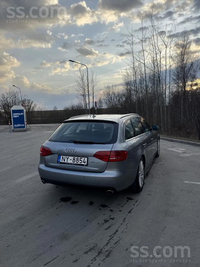 Audi A4 2008 photo 4