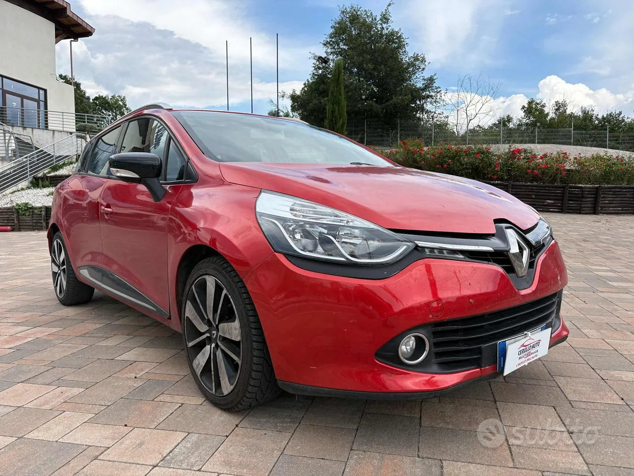 Renault Clio 2014 photo 2