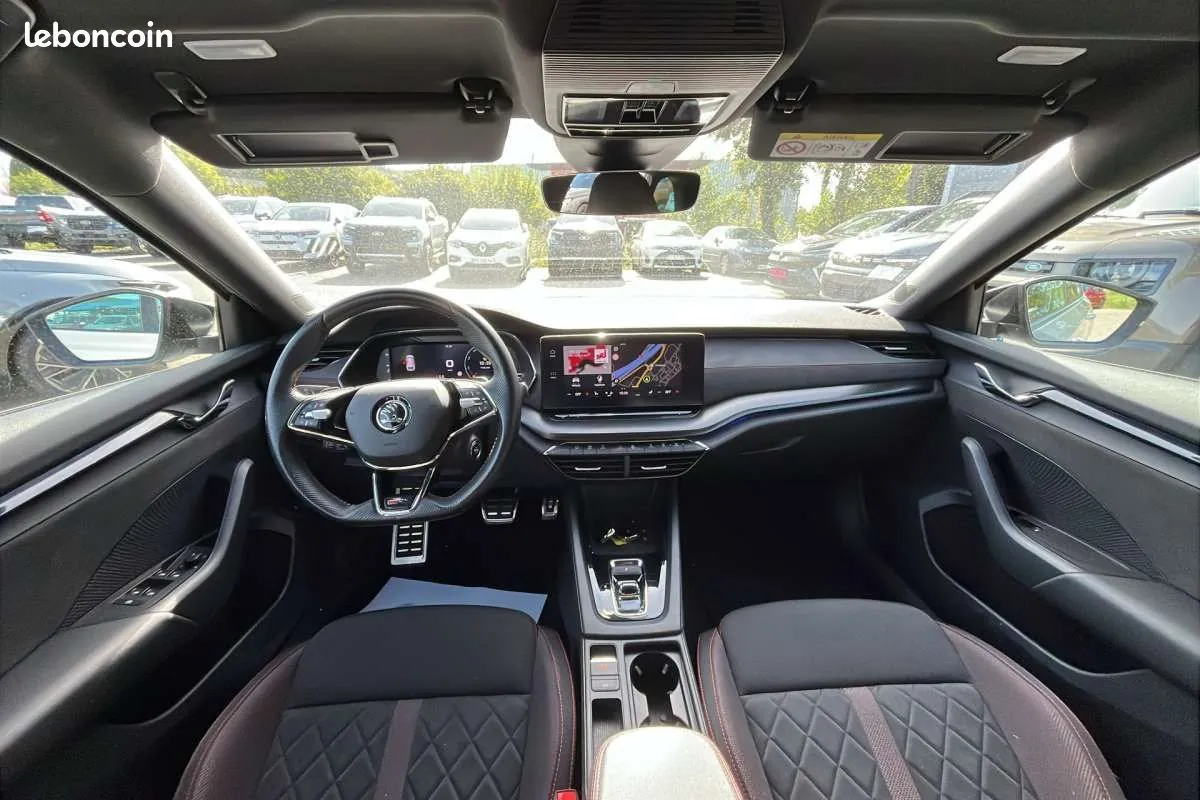 Skoda Octavia 2021 photo 3