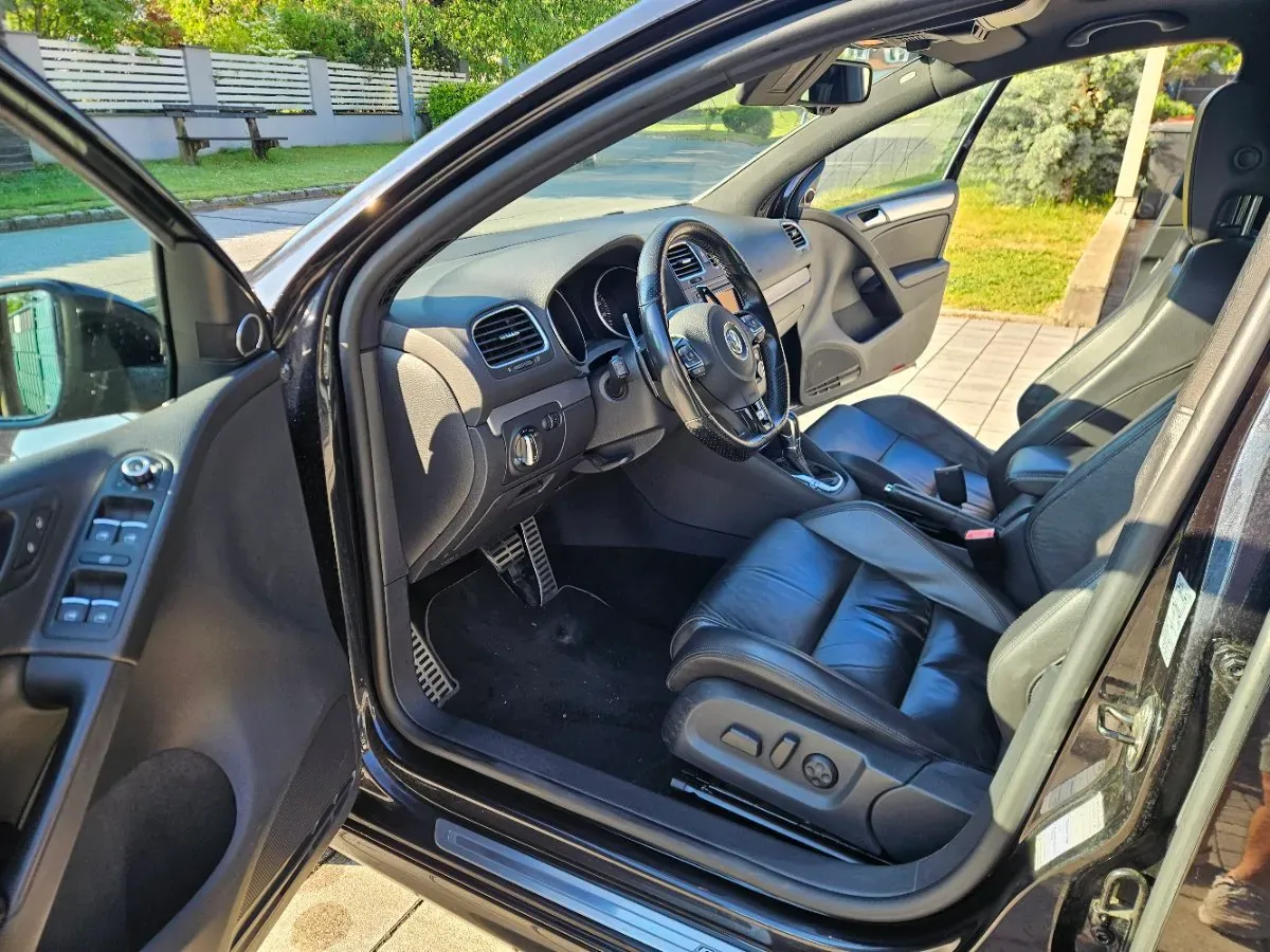 Volkswagen Golf 2011 photo 3