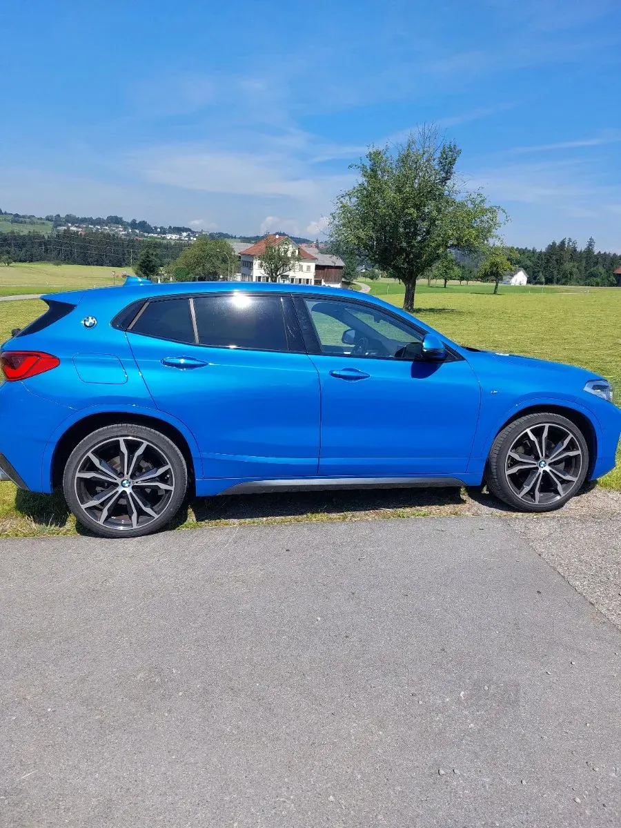 BMW X2