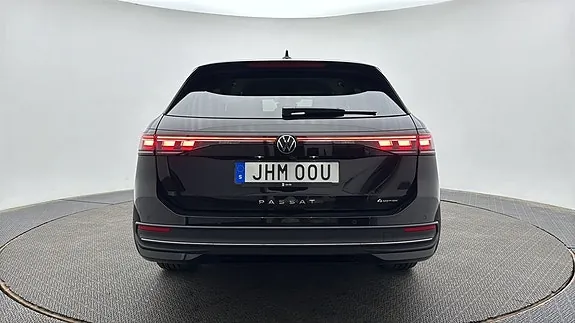 Volkswagen Passat 2025 photo 5