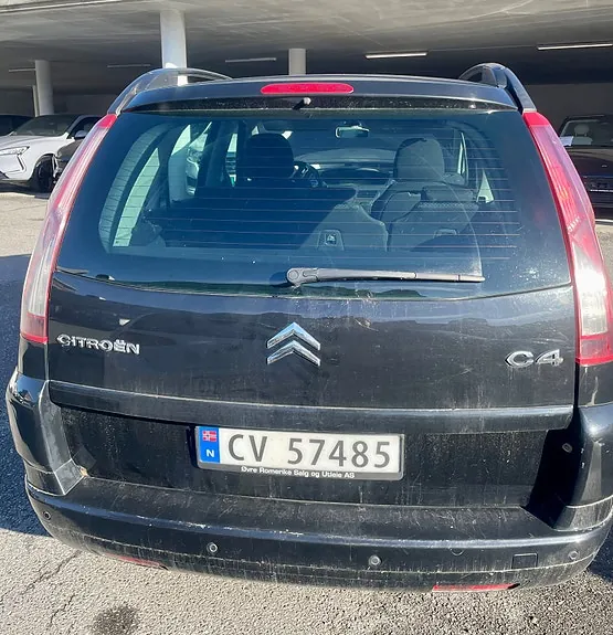 Citroen Grand C4 Picasso 2010 photo 4