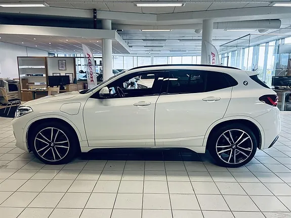 BMW X2 2022 photo 2