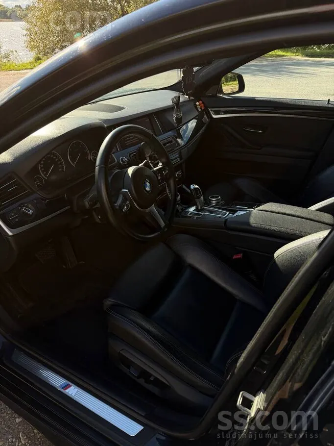 BMW F10 2015 photo 4