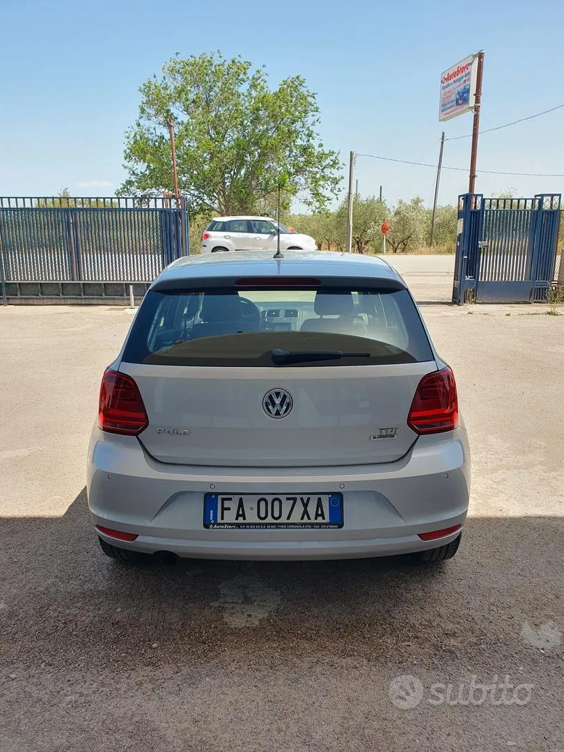Volkswagen Polo 2015 photo 5