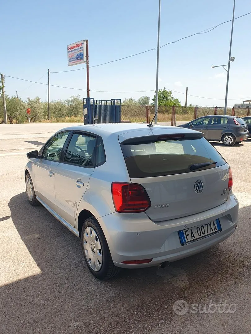 Volkswagen Polo 2015 photo 3