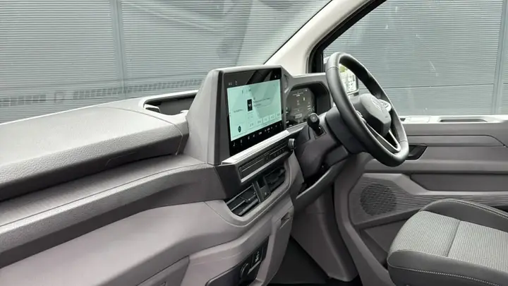 Volkswagen Transporter 2025 photo 2