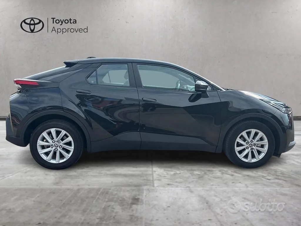 Toyota C-Hr 2024 photo 4